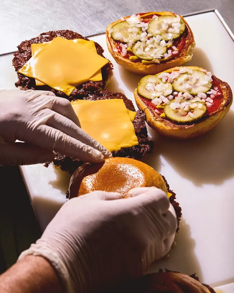 Dumbo Smash Burger photo 9