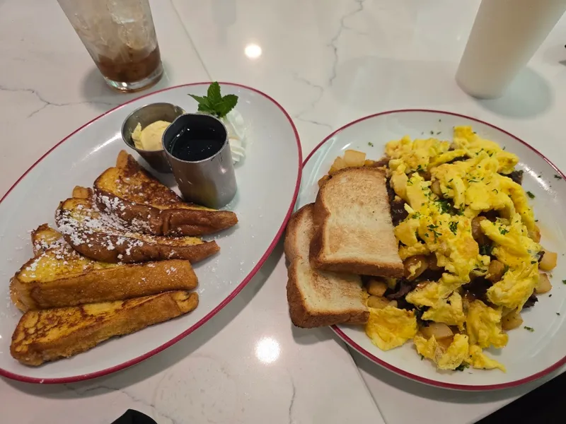 Strat Cafe photo 7
