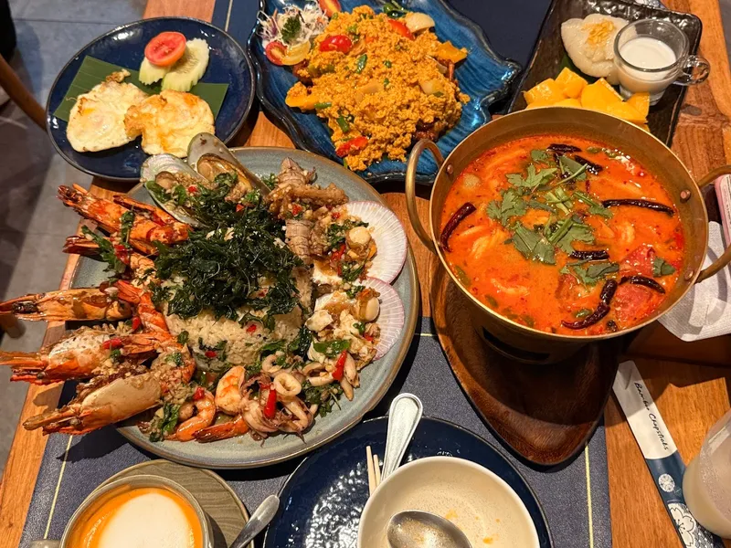 Pad Thai Yai Rung photo 5
