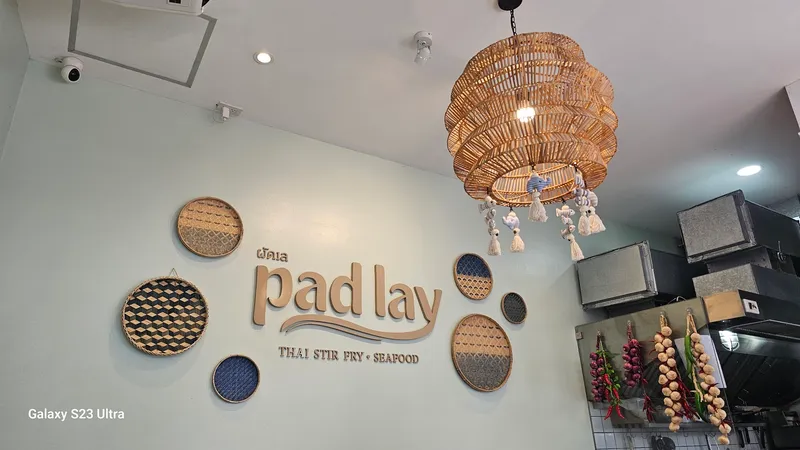 Pad Thai Yai Rung photo 7