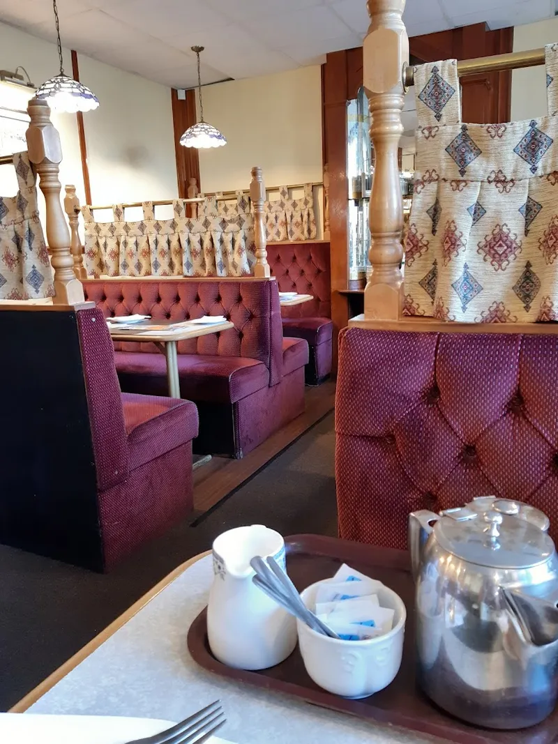 Steel's Corner House Restaurant photo 10
