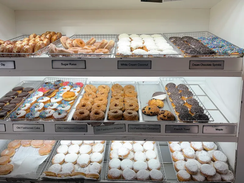 Peter Pan Donuts photo 7
