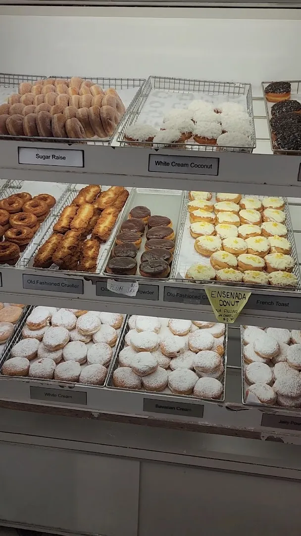 Peter Pan Donuts photo 8