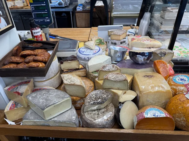 Beverly Hills Cheese Shop foto 6