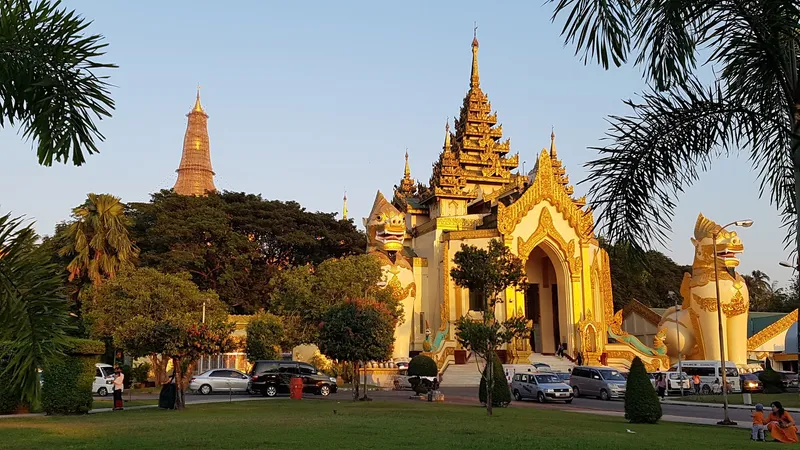 Shwedagon Pagoda foto 6