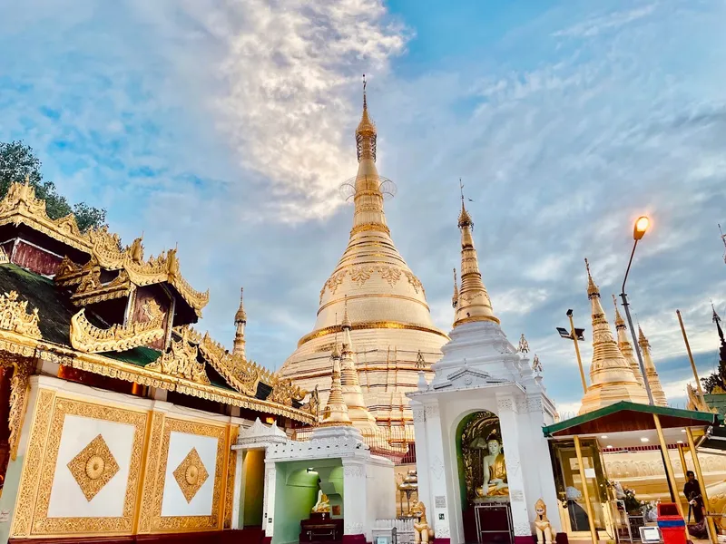 Shwedagon Pagoda foto 7