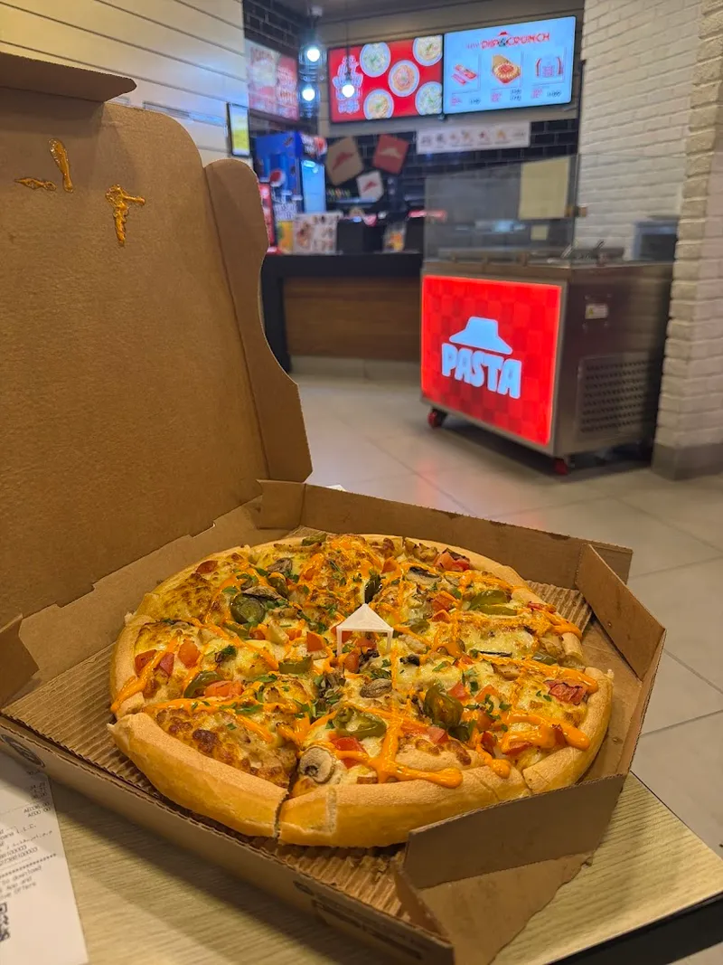 Pizza Hut photo 9