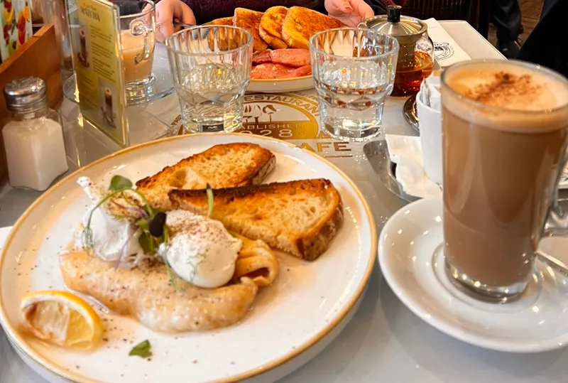 Coya's Cafe foto 5