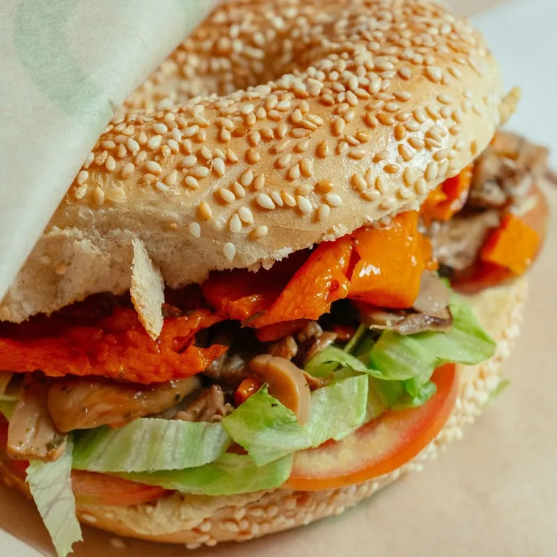 hoop bagel & salad vomero photo 8