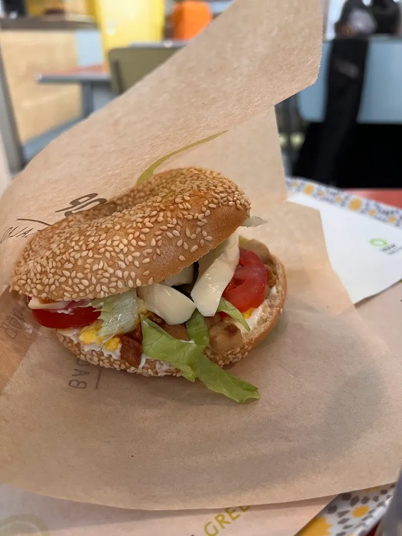 hoop bagel & salad vomero photo 7
