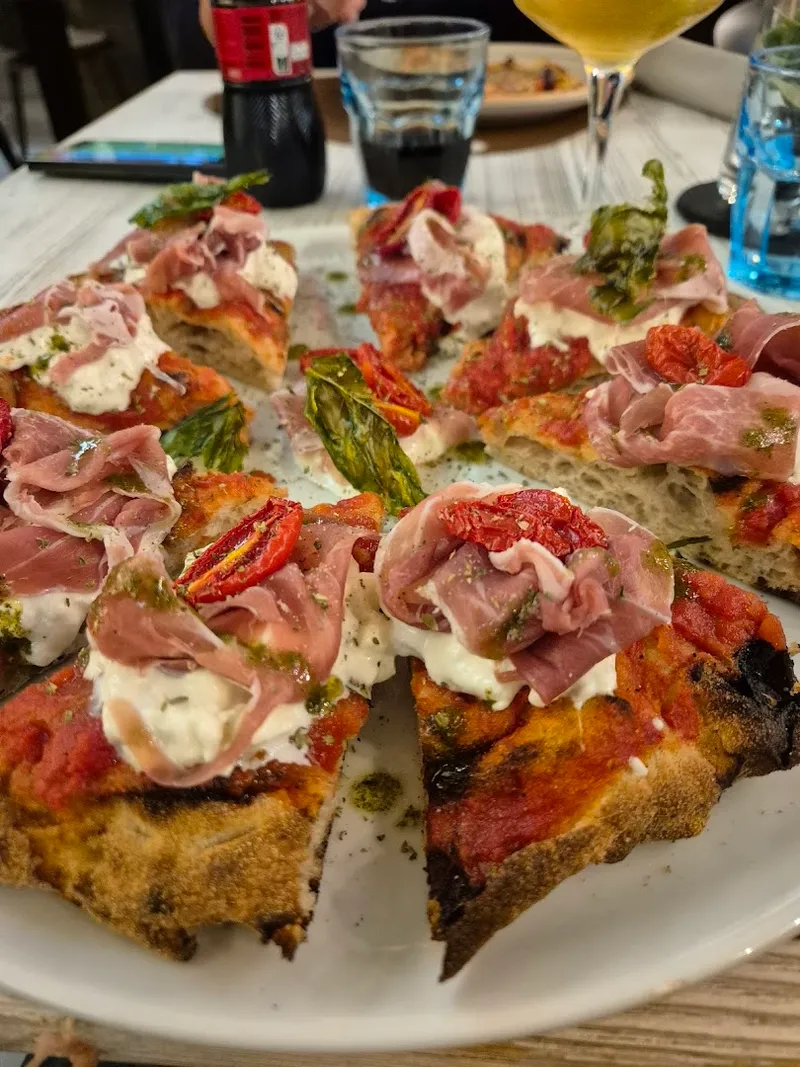 Pizzeria Giangi photo 9
