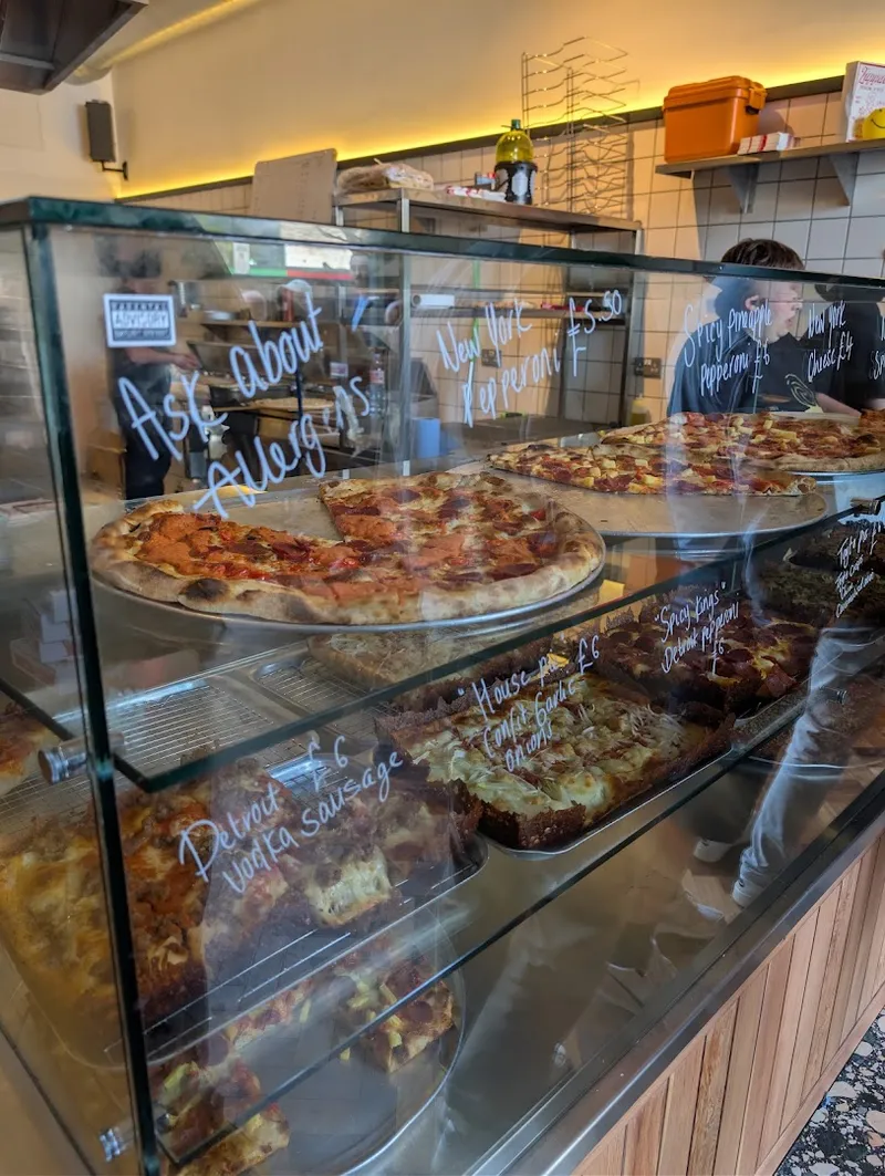 Flout Pizza photo 9