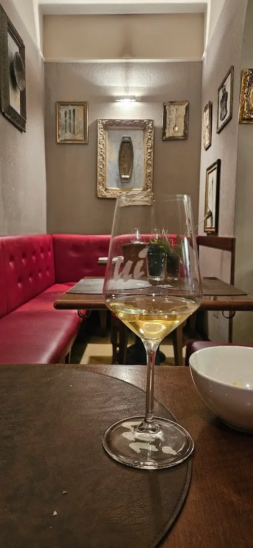 Wina Wino photo 7