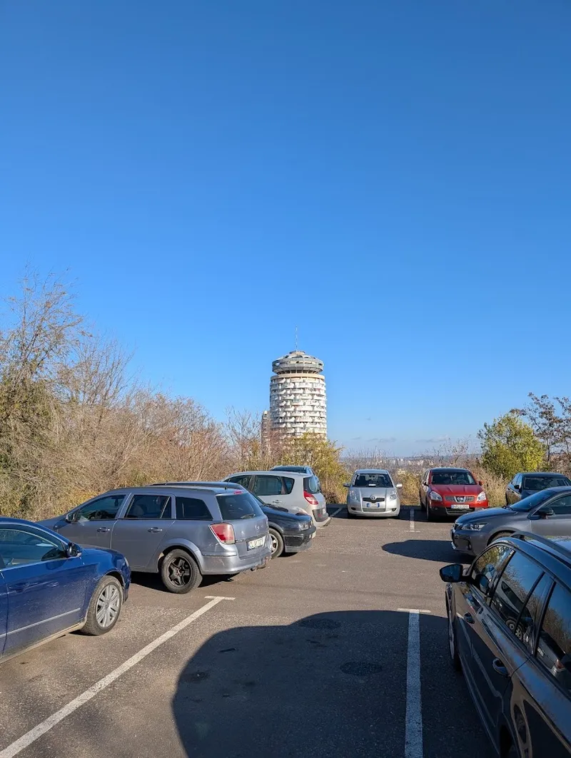 Romanita Tower photo 9