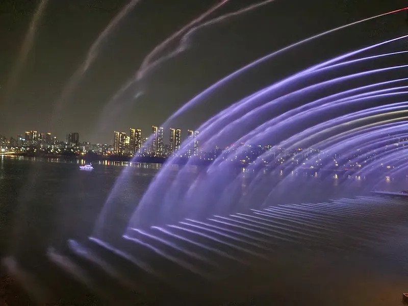 Banpo Bridge photo 10