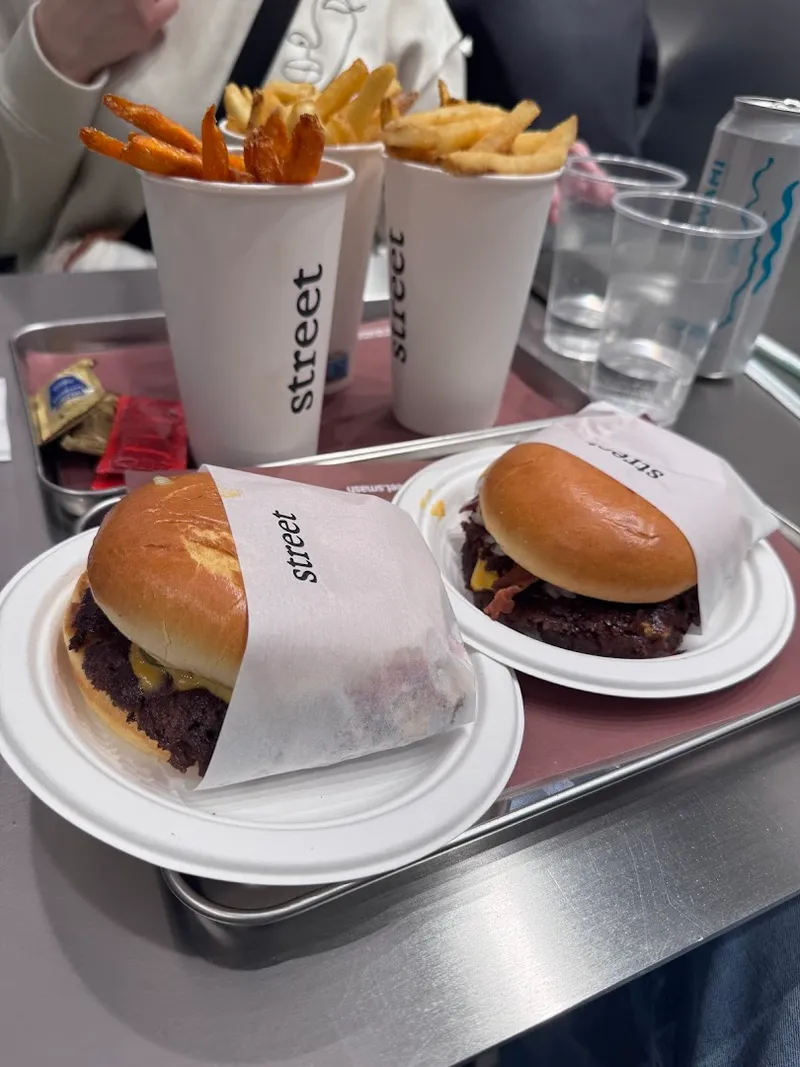 Street Street Smash Burger photo 5