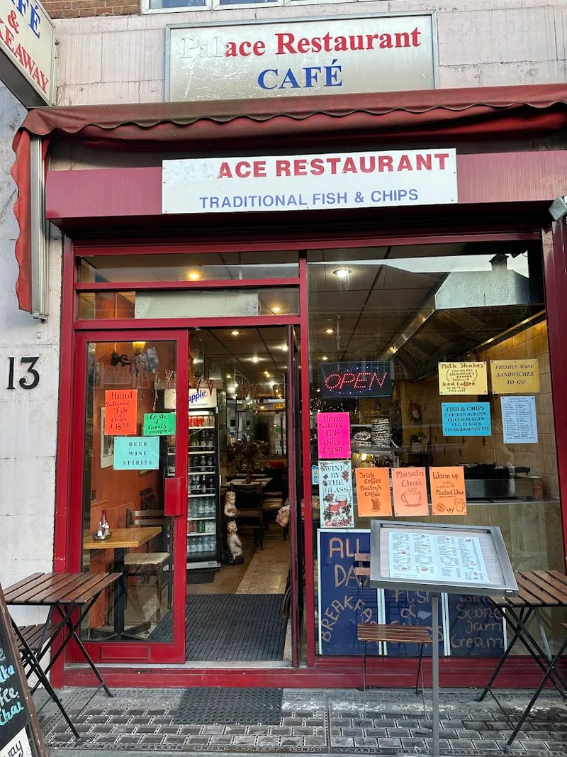 The Palace Restaurant Cafe