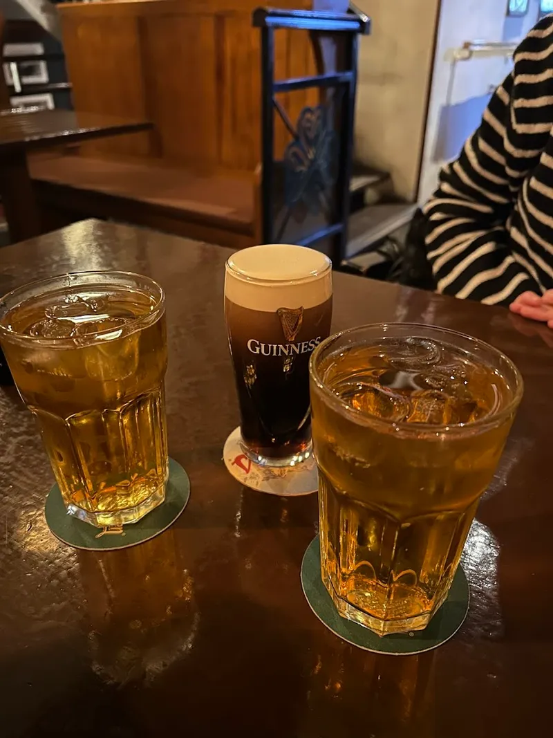 Becket's Irish Bar photo 9