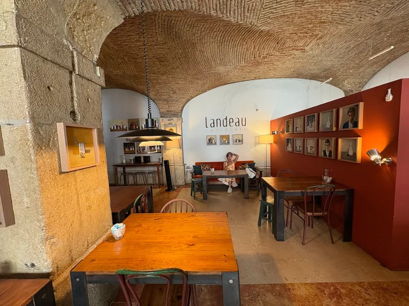 Landeau photo 7