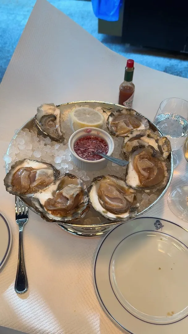 Bentley's Oyster Bar & Grill photo 8