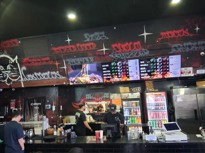 Tacos Los Cholos photo 6