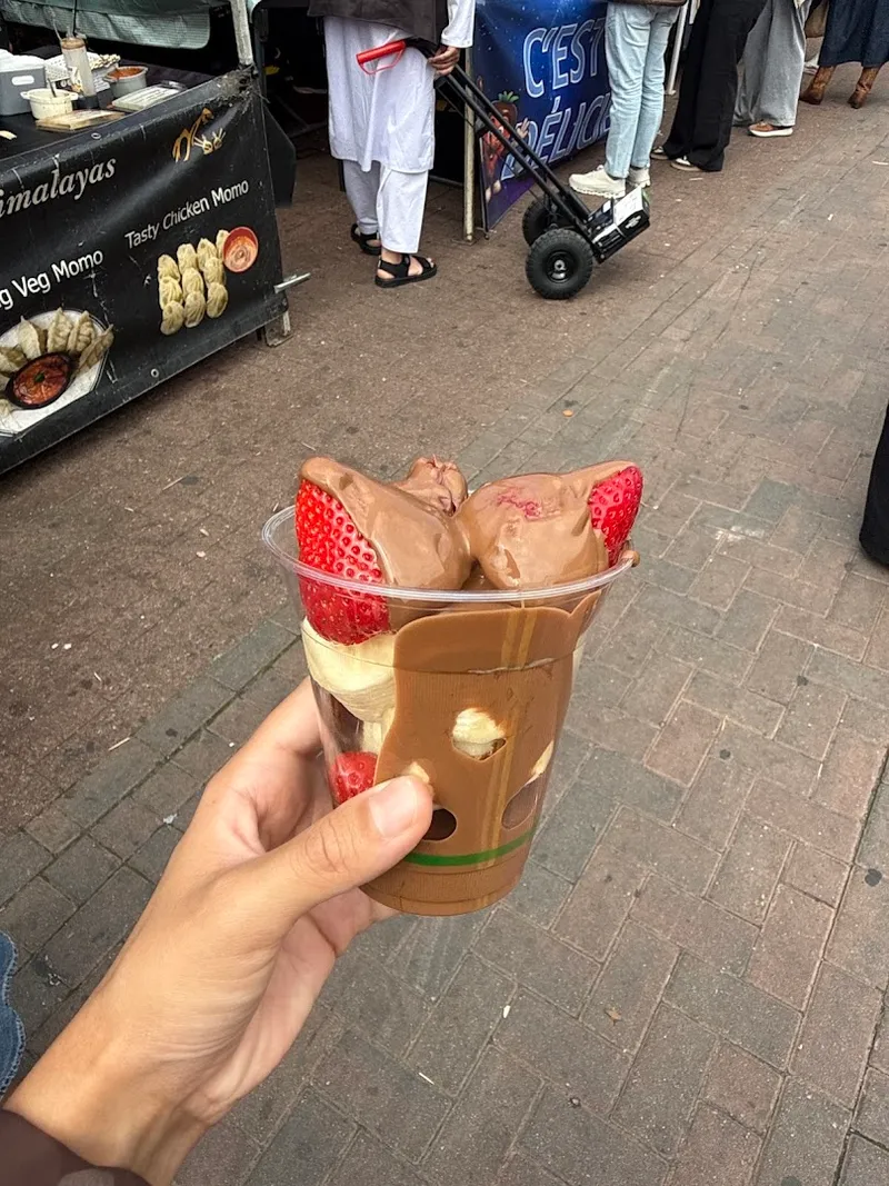 Chocolate Covered Strawberries Stall photo 10