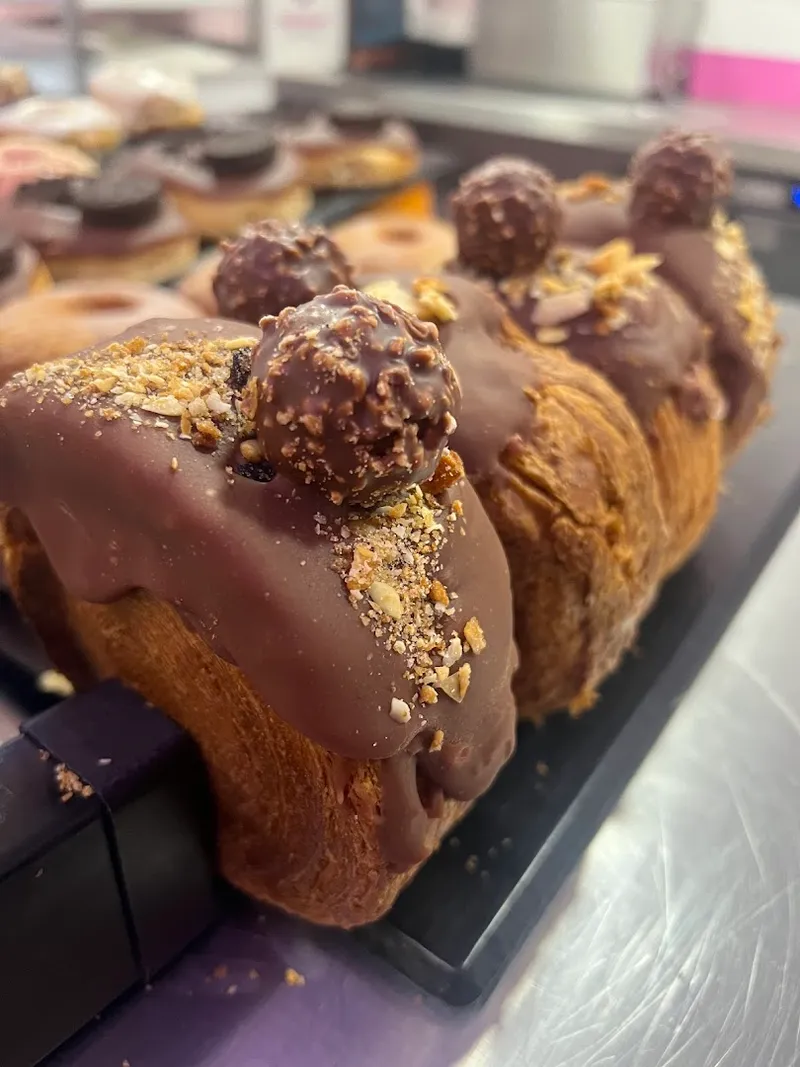 Dum Dum Donuts photo 10