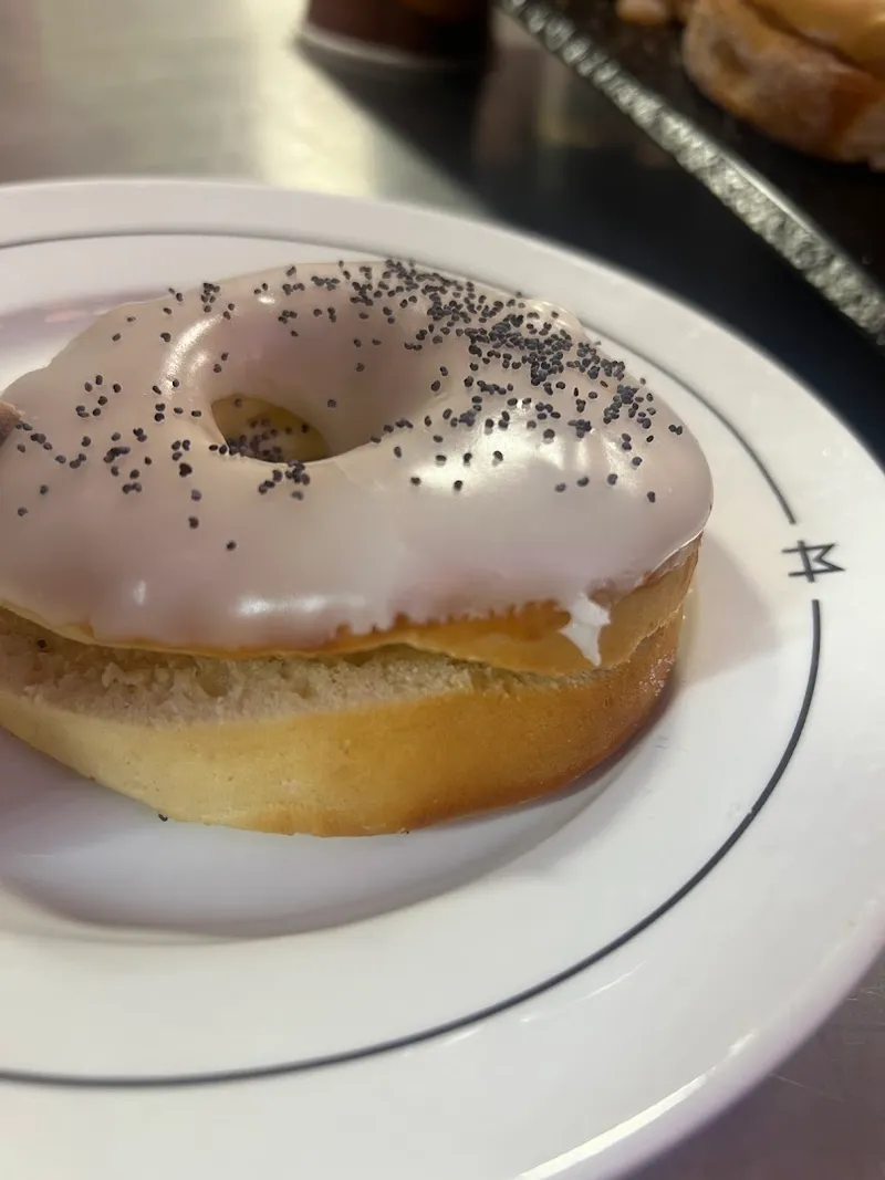 Dum Dum Donuts photo 9