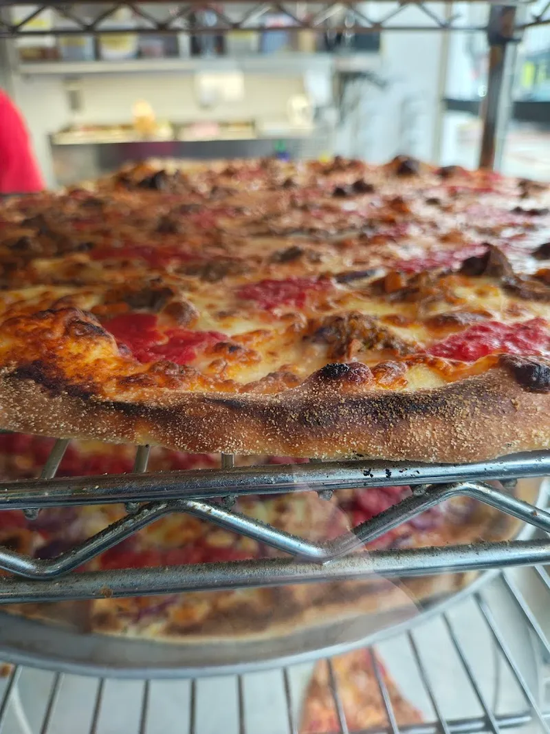 GG's Pizza photo 7