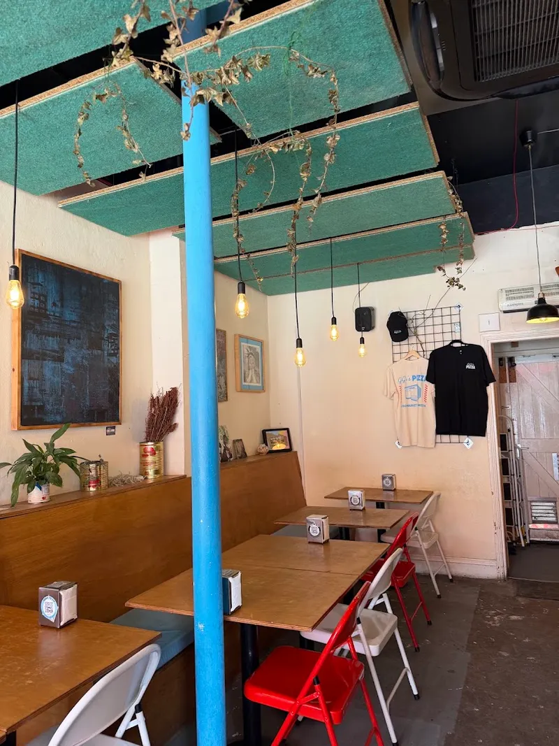 GG's Pizza photo 10