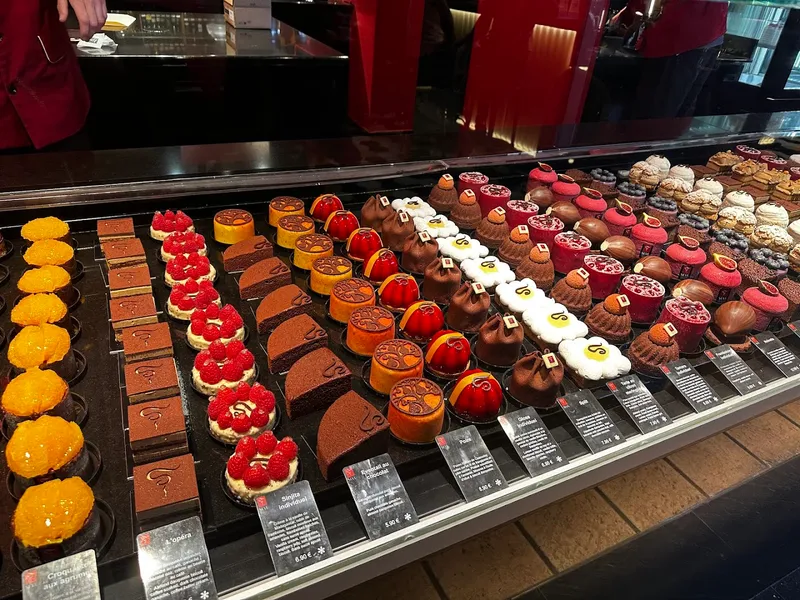 Les Halles de Lyon Paul Bocuse photo 6
