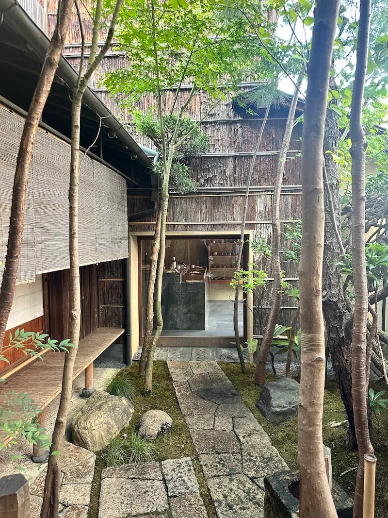 Honke Owariya photo 7