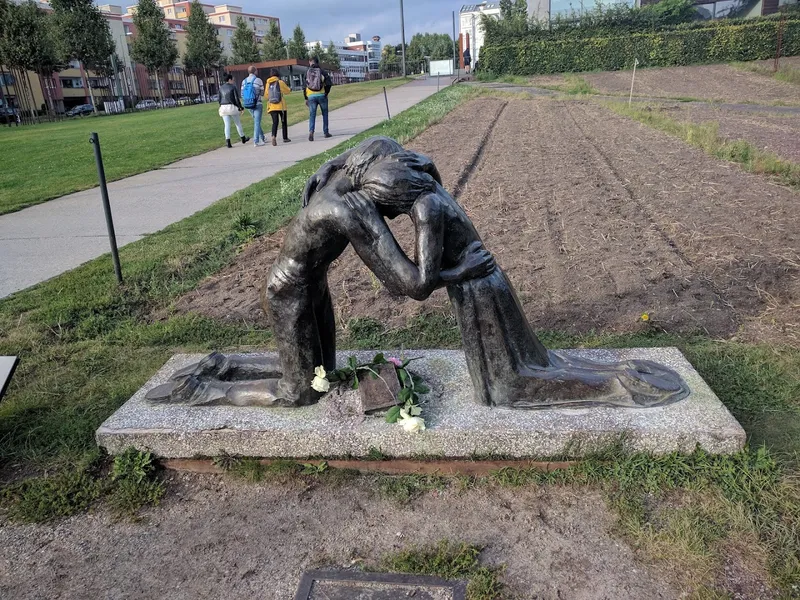 Berlin Wall Memorial photo 9