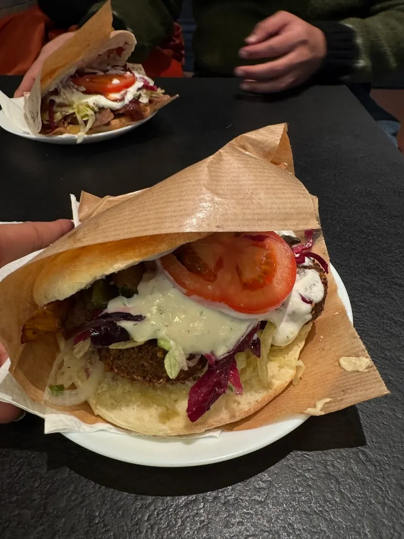 Opern Schnitzel foto 9