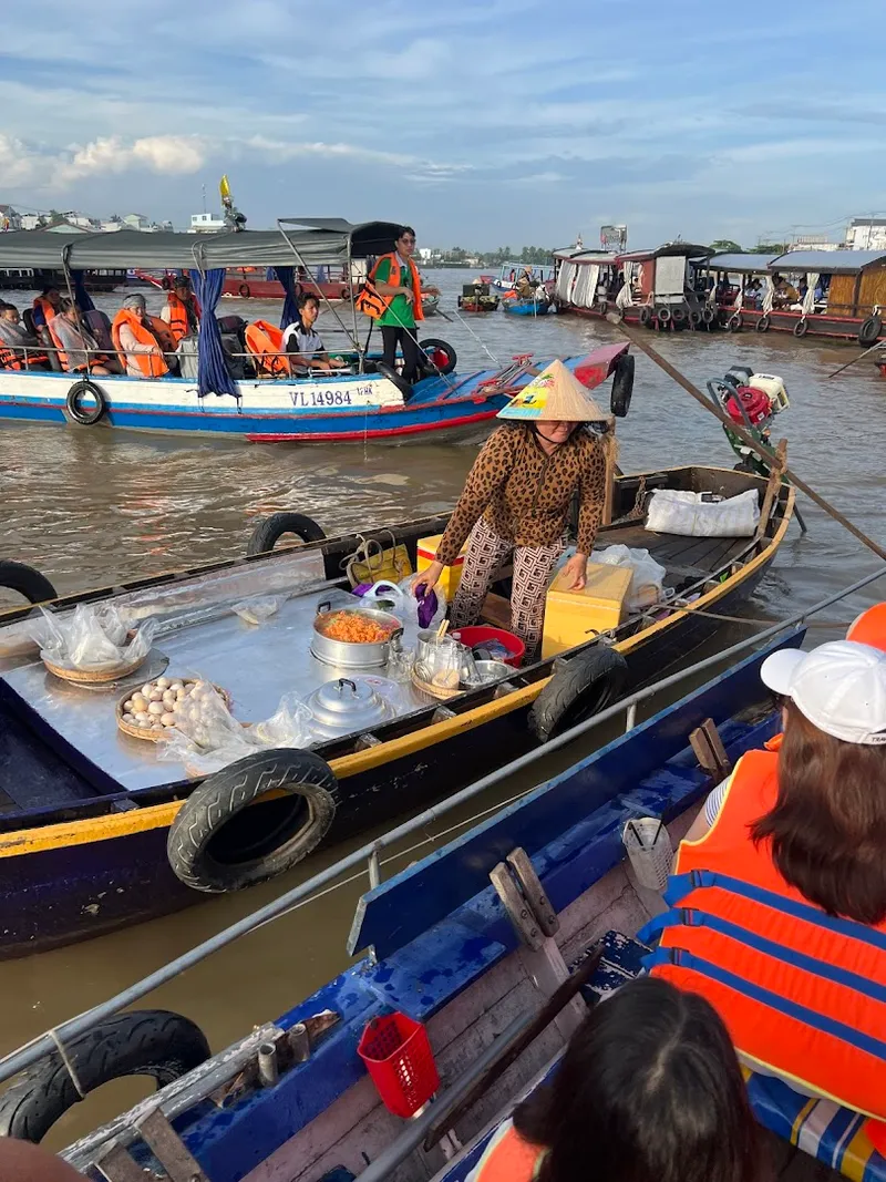 Cai Rang Floating Market photo 10