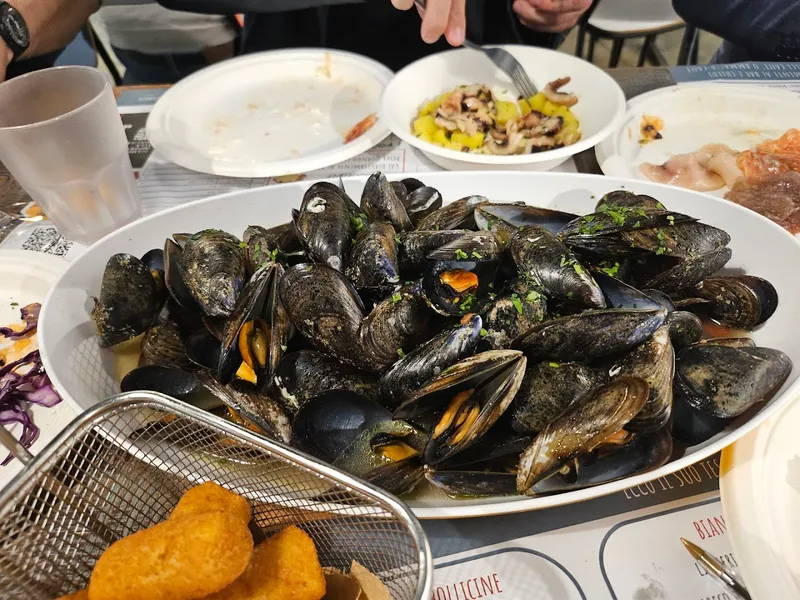 Pescheria da Claudio e Giuliano photo 10