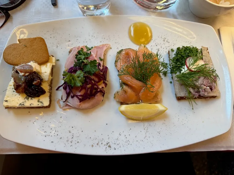 Nybroe Smørrebrød foto 6