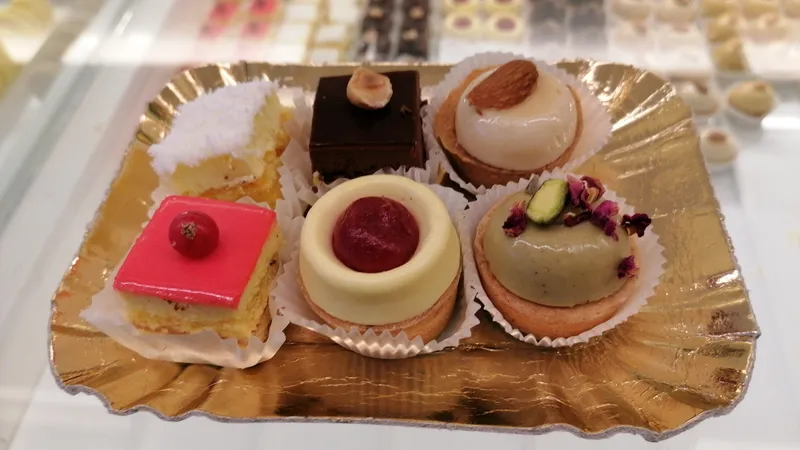 Lisé Pasticceria photo 9