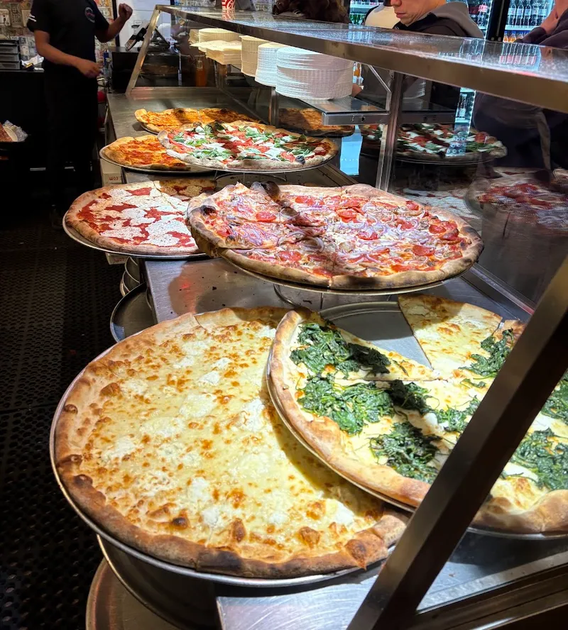 Regular Pizza foto 10