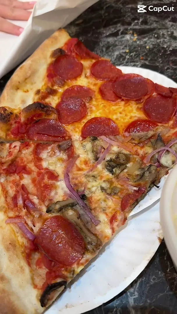 Regular Pizza foto 8