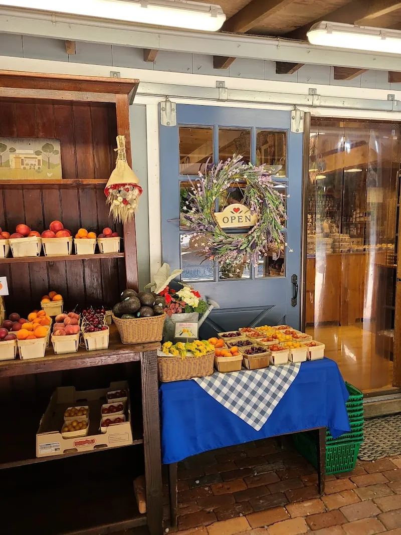 Round Swamp Farm photo 9