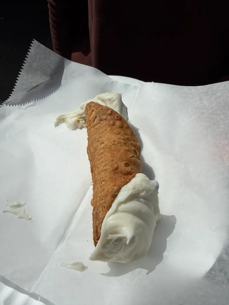 Sarcone's Bakery foto 8