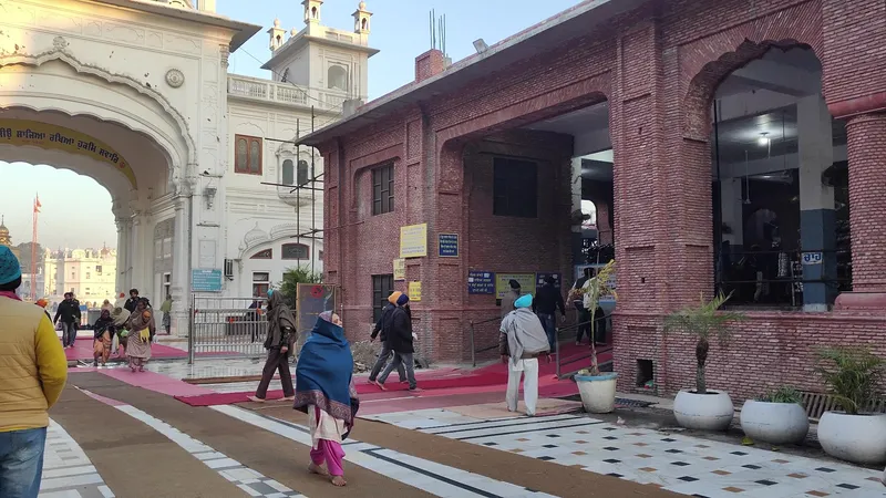 Golden Temple Langar (Harmandir Sahib) photo 8
