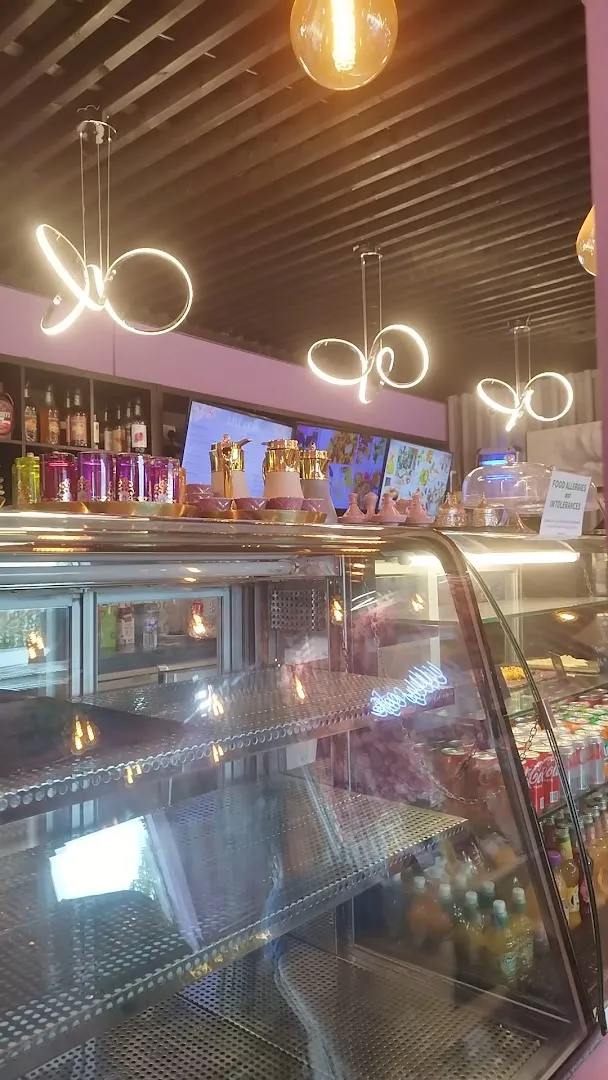 Roly's Cafe photo 8