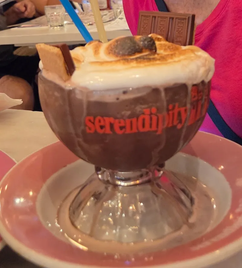 Serendipity 3 photo 5