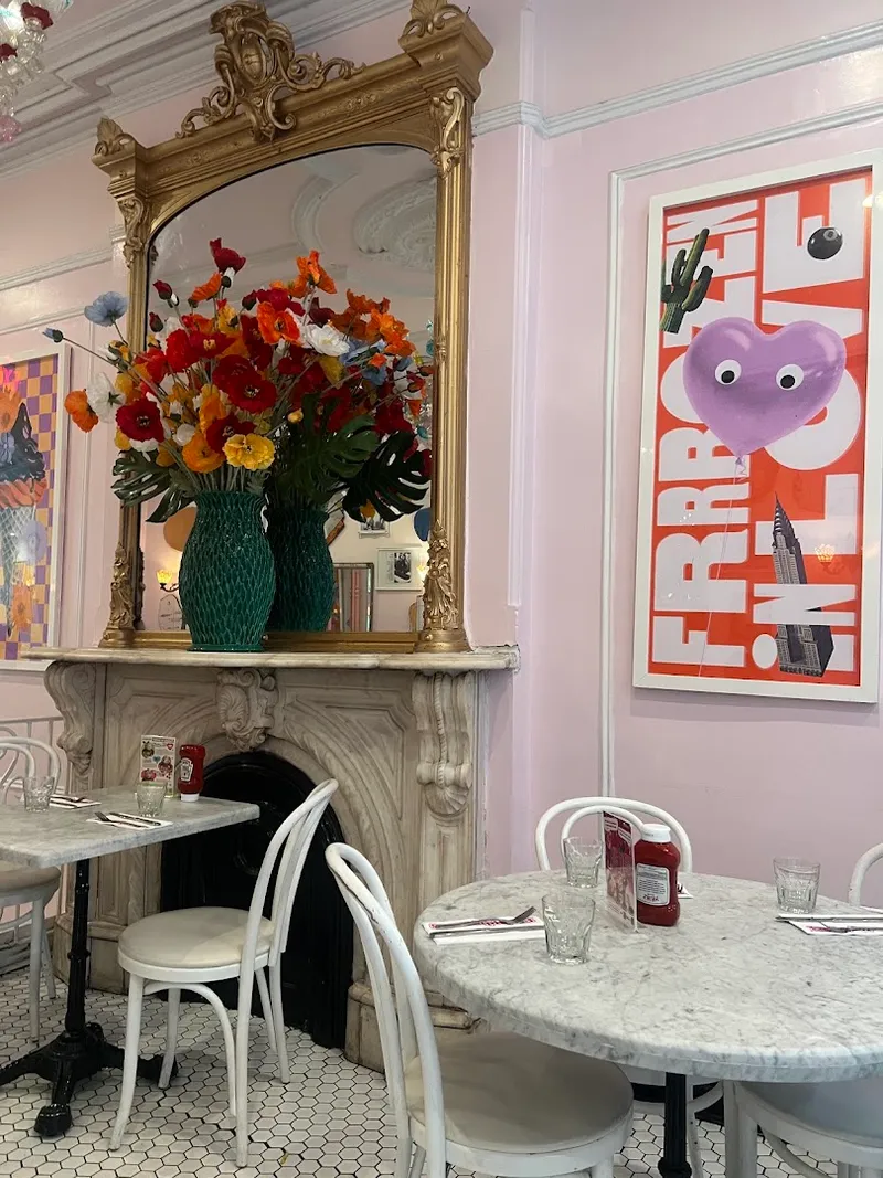 Serendipity 3 photo 6
