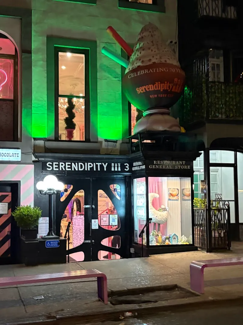 Serendipity 3 photo 9
