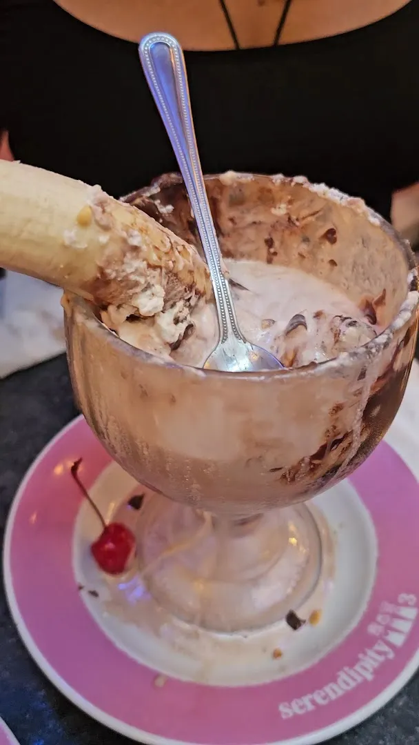 Serendipity 3 photo 8