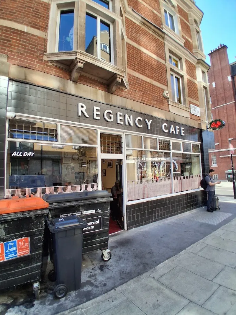 Regency Cafe foto 6