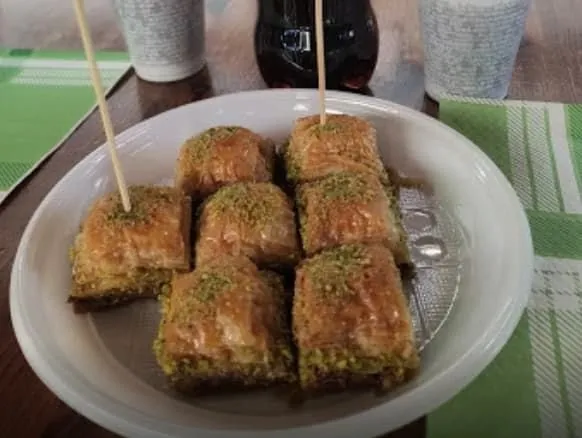 Istanbul Efsane Sultan Kebab Pizza foto 9